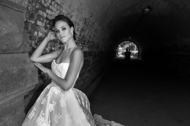 Kalyn Hemphill poz Irina Shabayeva Gelin Koleksiyonu