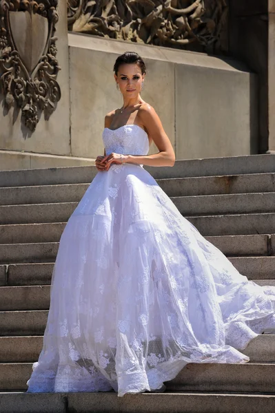 Kalyn Hemphill at the Irina Shabayeva SS 2016 Bridal collection — Zdjęcie stockowe