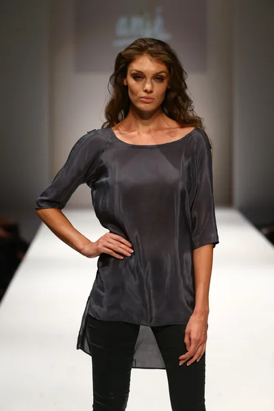 Anje fashion show — Zdjęcie stockowe