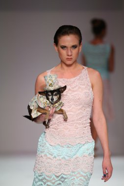 Anthony Rubio fashion show