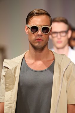 Sektör defile kontrol