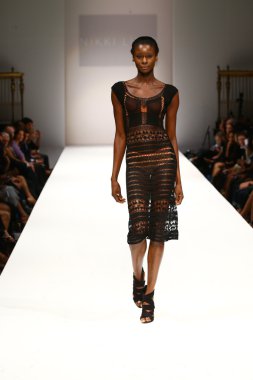 Nikki Lund fashion show