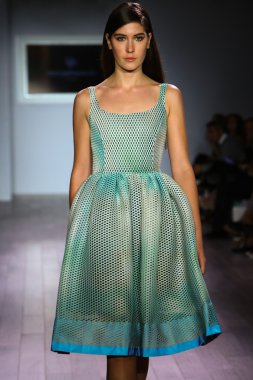 Raul Penaranda fashion show