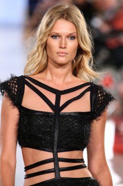 Toni Garrn walks Carmen Steffens runway
