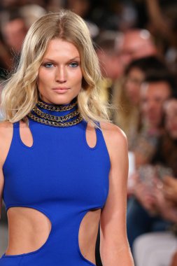 Toni Garrn walks Carmen Steffens runway