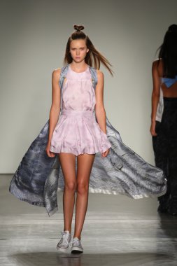 DSW Sponsors Gen Art 20th Anniversary Fresh Faces