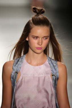 DSW Sponsors Gen Art 20th Anniversary Fresh Faces