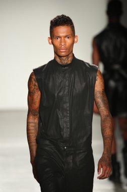 DSW Sponsors Gen Art 20th Anniversary Fresh Faces