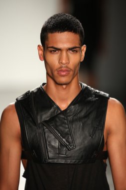 DSW Sponsors Gen Art 20th Anniversary Fresh Faces