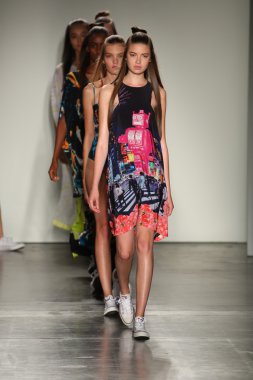 DSW Sponsors Gen Art 20th Anniversary Fresh Faces