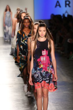 DSW Sponsors Gen Art 20th Anniversary Fresh Faces