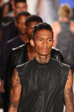 DSW Sponsors Gen Art 20th Anniversary Fresh Faces