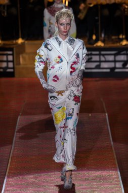 Marc Jacobs Runway Spring 2016