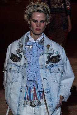 Marc Jacobs Runway Spring 2016