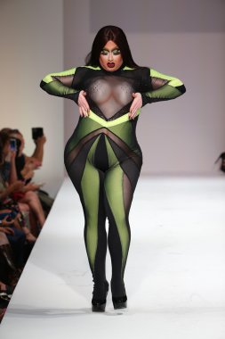 Marco Marco fashion show Spring 2016