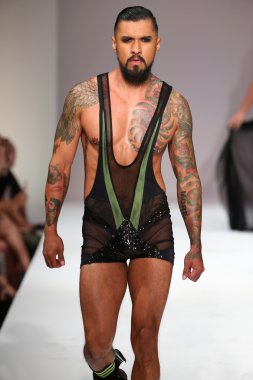 Marco Marco fashion show SS 2016