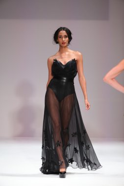 Crisbery's fashion show Spring 2016