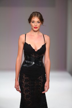 Crisbery's fashion show Spring 2016