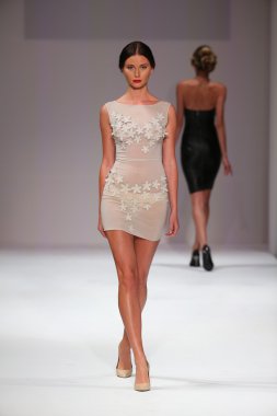 Crisbery's fashion show Spring 2016