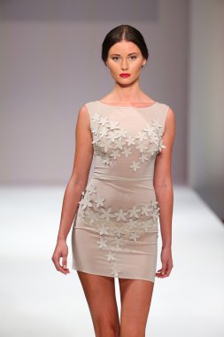 Crisbery's fashion show Spring 2016