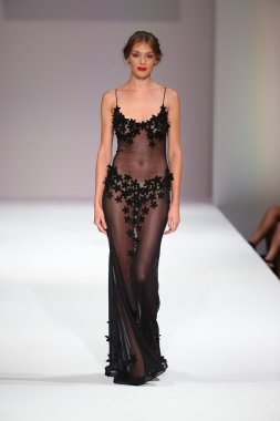 Crisbery's fashion show Spring 2016
