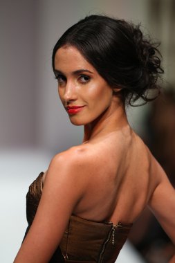 Crisbery's fashion show Spring 2016