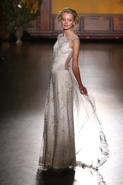 Claire Pettibone Bridal Fall Winter 2016 Presentation — Stock Fotó