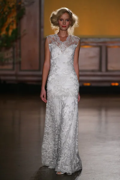 Claire Pettibone Otoño nupcial Invierno 2016 Presentación —  Fotos de Stock