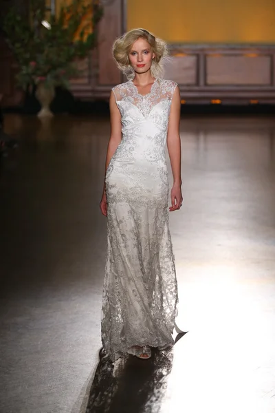 Claire Pettibone Bridal Fall Winter 2016 Presentation — Stock Fotó