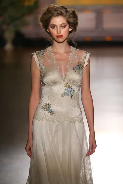 Claire Pettibone Bridal Fall Winter 2016 Presentation — Zdjęcie stockowe