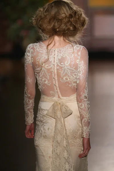 Claire Pettibone Bridal Fall Winter 2016 Presentation — Stock Fotó