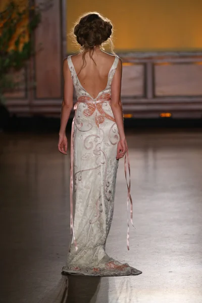 Claire Pettibone Bridal Fall Winter 2016 Presentation — Stock fotografie