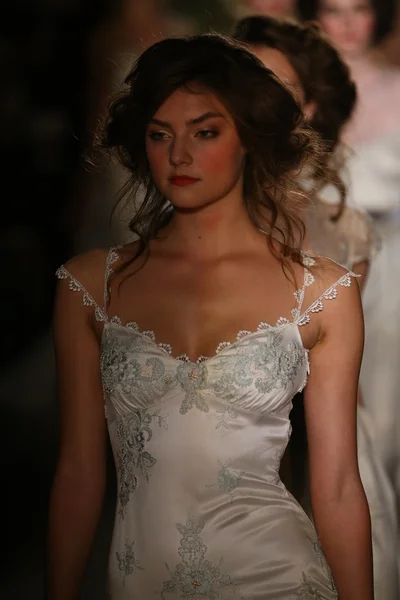 Claire Pettibone Bridal Fall Winter 2016 Presentation — Zdjęcie stockowe