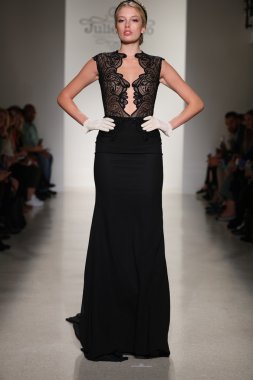 Julie Vino Bridal Fall Winter 2016 Presentation