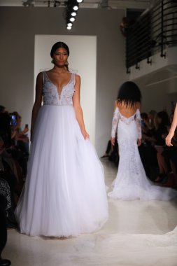 Julie Vino Bridal Fall Winter 2016 Presentation