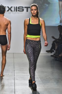 2(X)IST Men's Spring Summer 2016 Runway Show