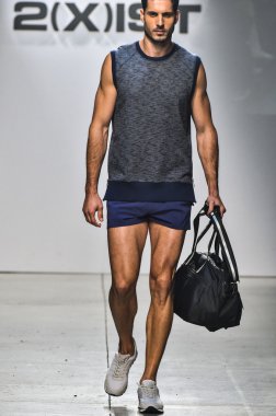 2(X)IST Men's Spring Summer 2016 Runway Show