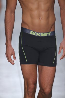 2(X)IST Men's Spring Summer 2016 Runway Show