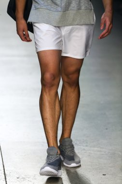 2(X)IST Men's Spring Summer 2016 Runway Show