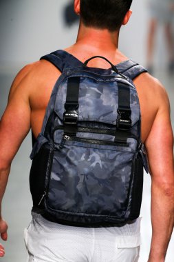 2(X)IST Men's Spring Summer 2016 Runway Show