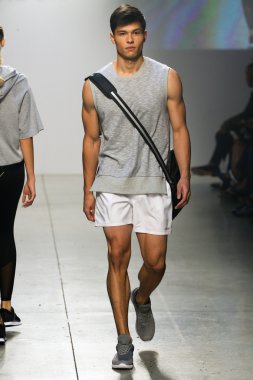 2(X)IST Men's Spring Summer 2016 Runway Show