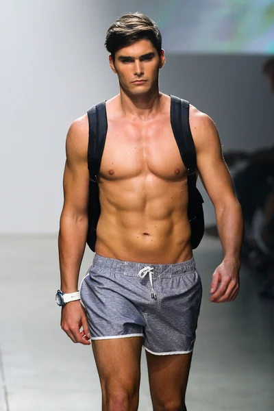 2(X)IST Men's Spring Summer 2016 Runway Show — Stock Photo, Image