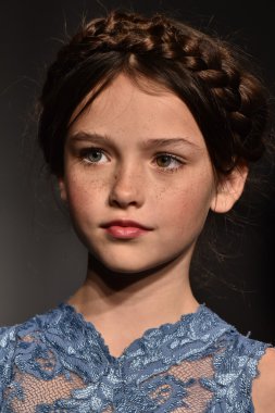 Olvi's Fall Winter 2016 Runway Show