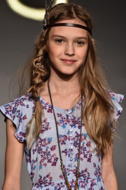 Jessica Simpson Collection Fall Winter 2016