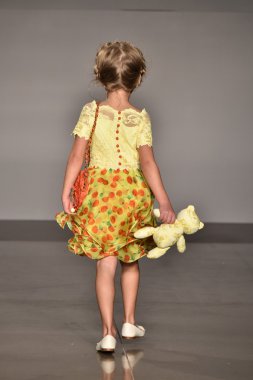 Olvi's Fall Winter 2016 Runway Show