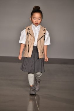 Laer Fall Winter 2016 Runway Show