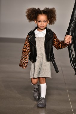 Laer Fall Winter 2016 Runway Show