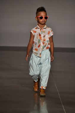 Martin Morgan Fall Winter 2016 Runway Show