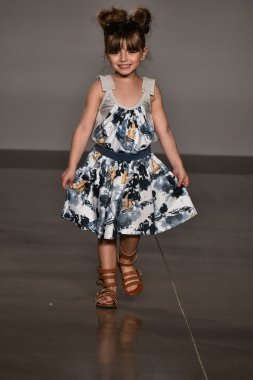 Martin Morgan Fall Winter 2016 Runway Show
