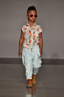 Martin Morgan Fall Winter 2016 Runway Show